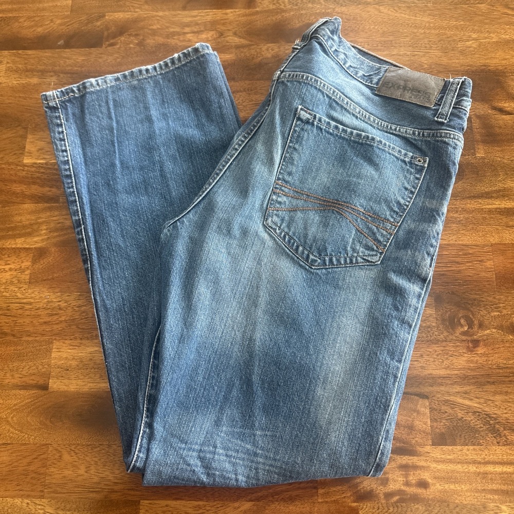 Express Jeans Mens 36x32 Kingston Classic Fit Boot Cut Blue Med Wash Ex Cond!